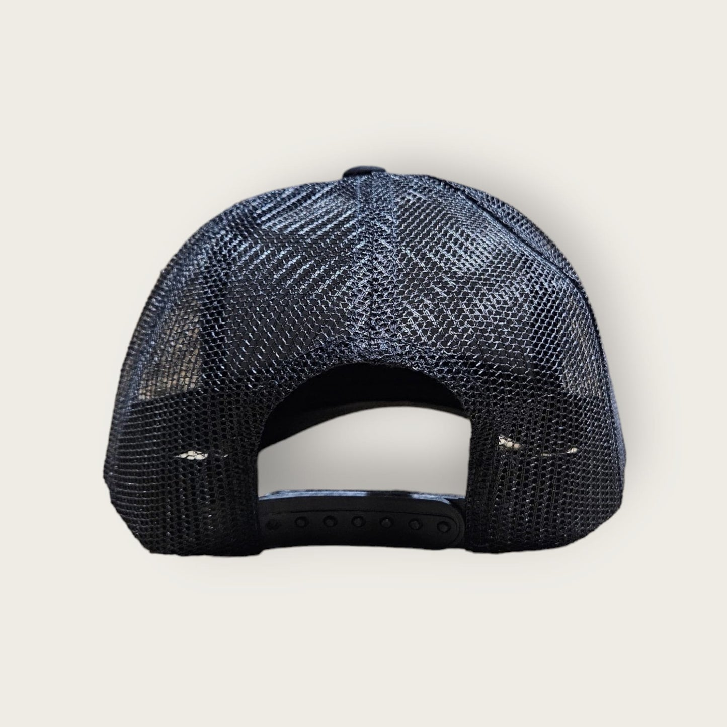 6 Panel Black/Black Trucker Hat 110C